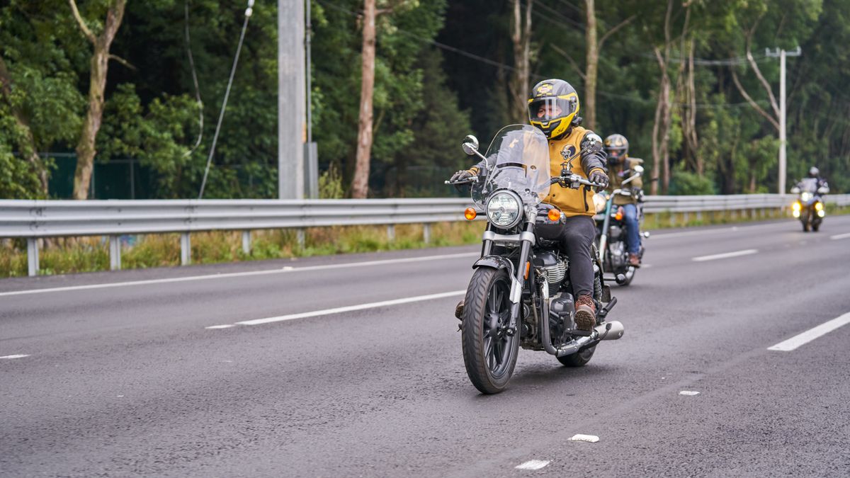 Three motorcyclists riding on an open highway - Father's Day gift guide for motorcycle dads