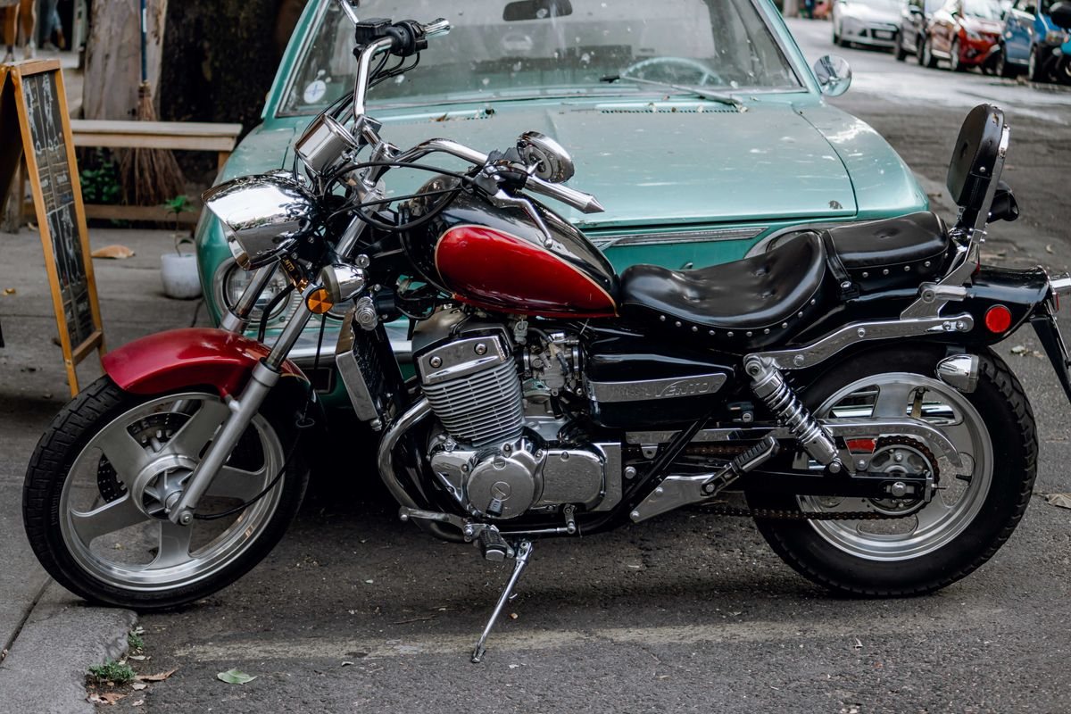 Harley Road Glide vs Indian Pursuit 2026 comparison
