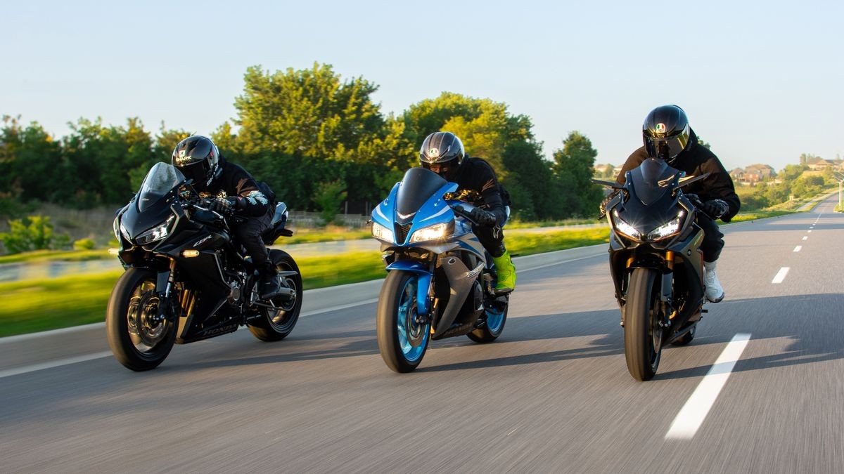 Motorcycle touring in hot summer conditions