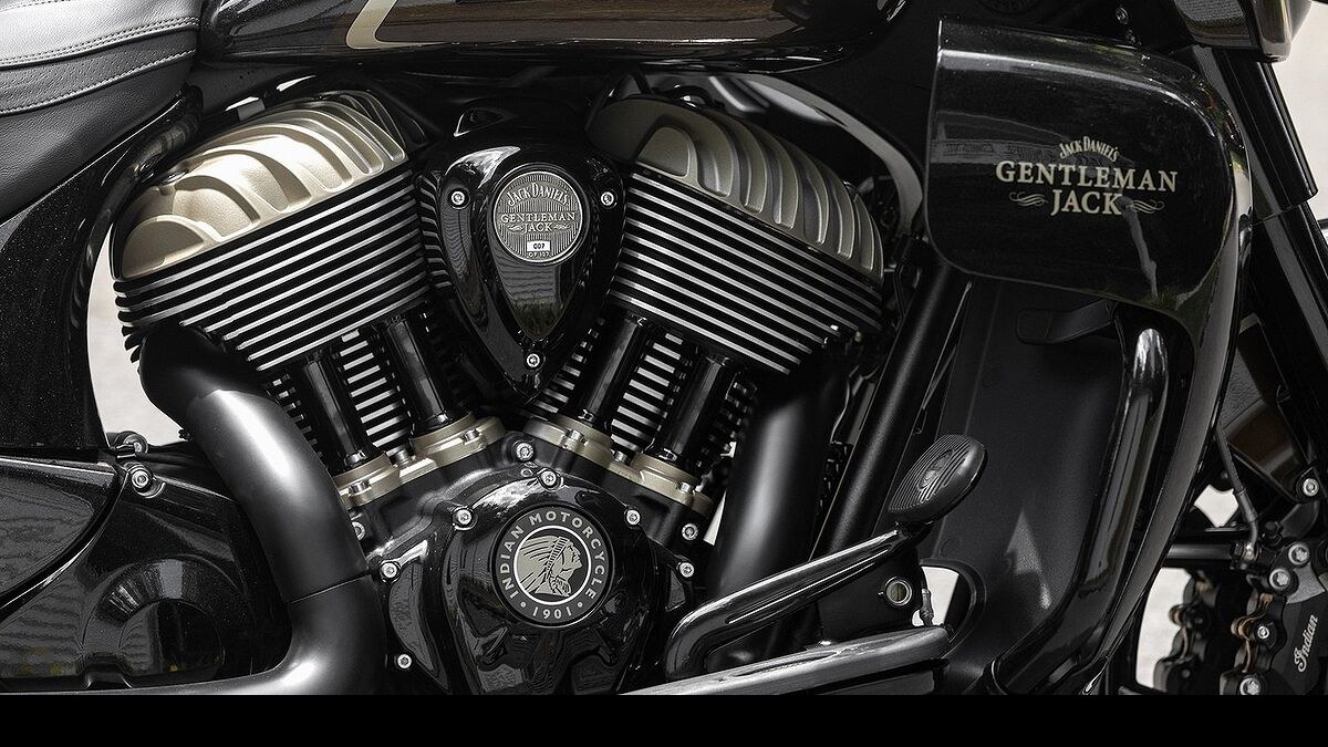 2020 Jack Daniel's Limited Edition Indian Roadmaster Dark Horse official product photo
